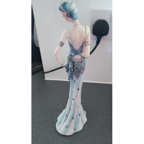 546 - LOVELY ART DECO STYLE FIGURINE