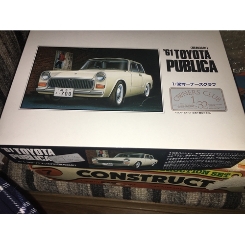 266 - OWNERS CLUB PLASTIC MODEL KIT 

61 TOYOTA PUBLICA