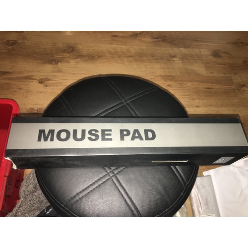 100N - NEW BOXED WORLD TIME ZONES LARGE MOUSE/COMPUTER MAT