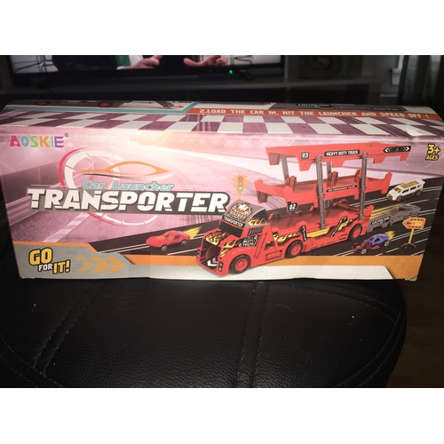 100O - NEW BOXED Car Transporter Truck Toy