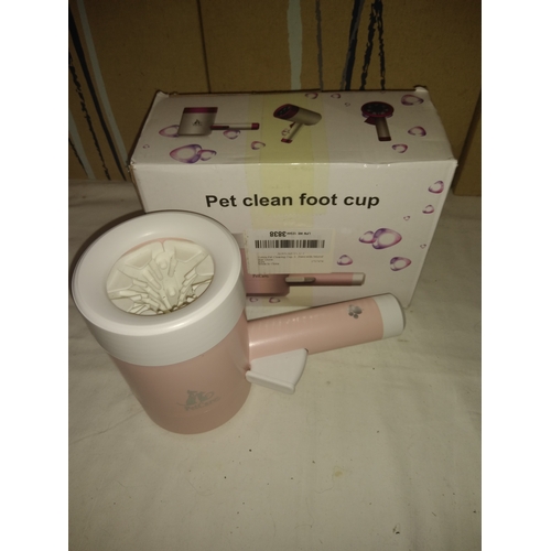 100S - NEW BOXED PET CLEAN FOOT CUP