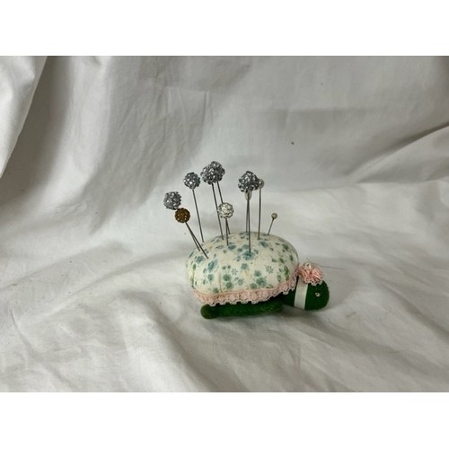 82 - VERY NICE PIN CUSHION WITH 'HAT' STYLE PINS