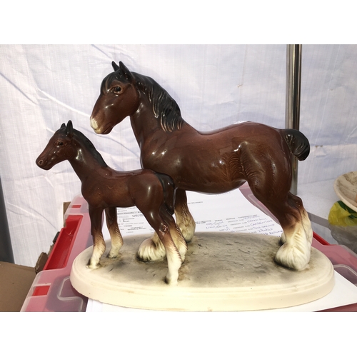 64 - MARE & FOAL ON PLINTH FIGURINE