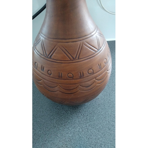 569 - NICE POTTERY VASE