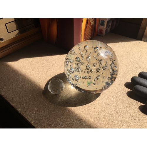 300O - LARGE BUBBLE PAPERWEIGHT AND SMALL ONE