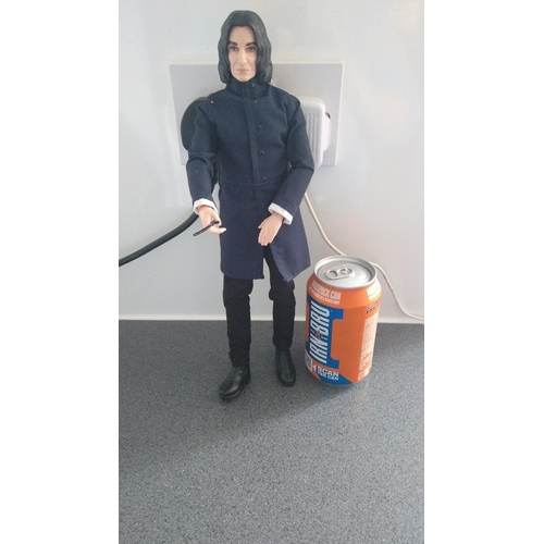 672 - HARRY POTTER SNAPE FIGURE