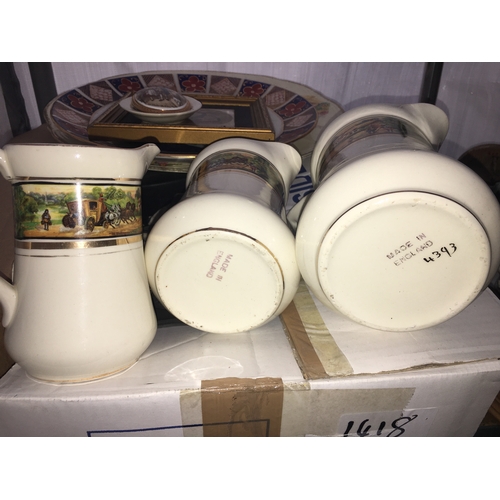 400A - FINE SET OF THREE GRADUATED 'THE SHAKESPEARE TIMES' JUGS