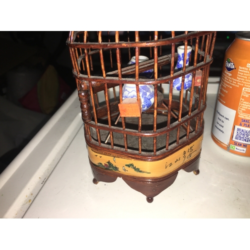 400Q - NICE SMALL ORIENTAL BIRD CAGE