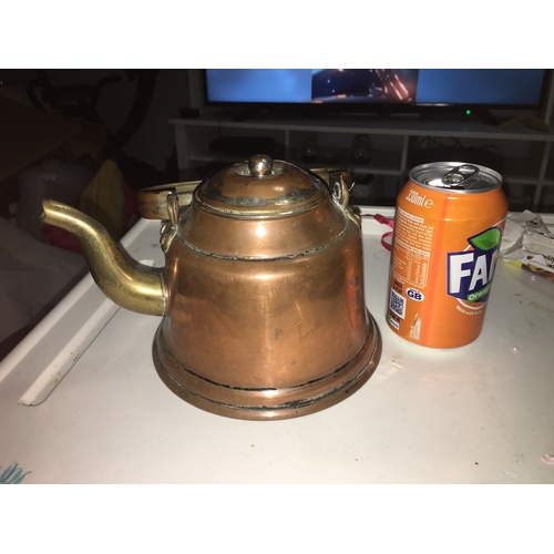 400P - VERY NICE ANTIQUE COPPER STOVE KETTLE