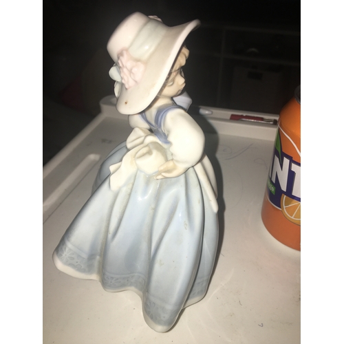 400F - LOVELY NAO BY LlADRO FIGURE OF GIRL WITH MILK CHURN AND FLOWERS