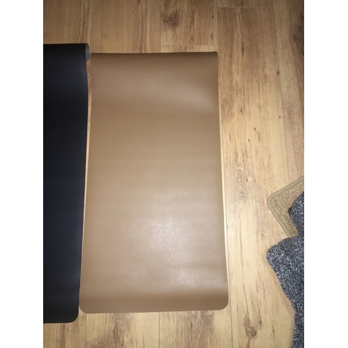 141 - NEW BOXED RGM SOFT LEATHERETTE GAMING PAD IN BROWN