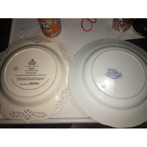 43 - TWO COLLECTIBLE PLATES INCLUDING ROYAL CREAMWARE ''POPPIES'' RIBBON PLATE AND K&CO BLUE AND WHITE