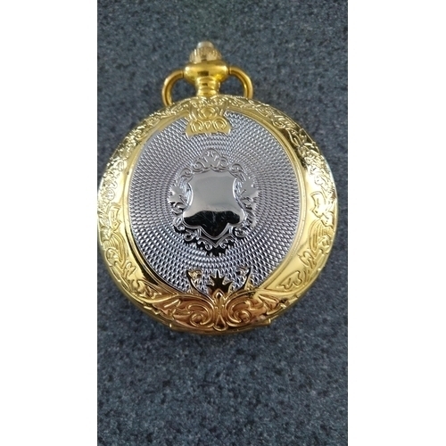 671 - LOVELY POCKET WATCH