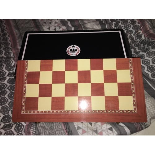 300B - NEW BOXED CHESS AND BACKGAMMON SET WITH FULL SIZE BOARD