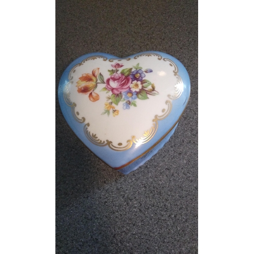 558 - HEART SHAPED CHINA TRINKET BOX STAMPED TO BASE