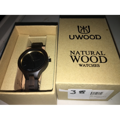 350Z - NEW BOXED LIGHTWEIGHT LADIES U WOOD NATURAL WOOD WRIST WATCH