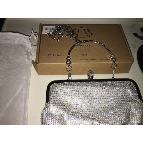 68 - NEW BOXED WITH DUST BAG topfive Silver Evening Clutch/Shoulder Purse Rhinestones Bag