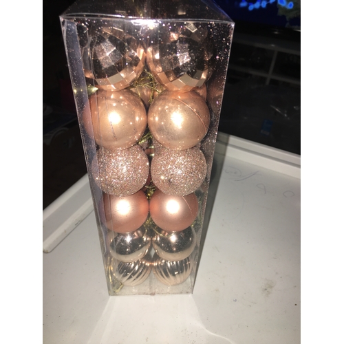 150Z - NEW BOXED SET OF 36 CHRISTMAS BALLS