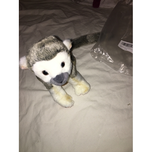 18 - NEW BAGGED PLUSH MONKEY