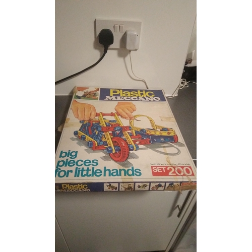 38 - BOXED PLASTIC MECCANO SET 200