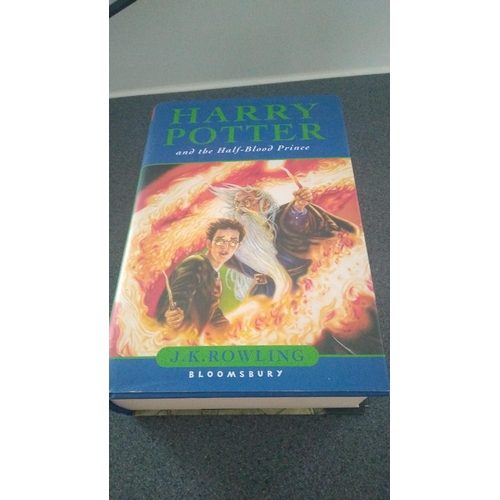 47 - HARDBACK HARRY POTTER AND THE HALF BLOOD PRINCE