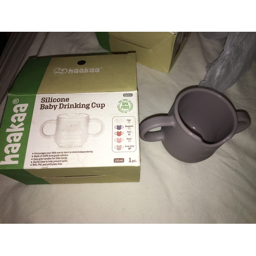 62 - NEW BOXED HAAKAA SILICONE BABY DRINKING CUP IN SILVER