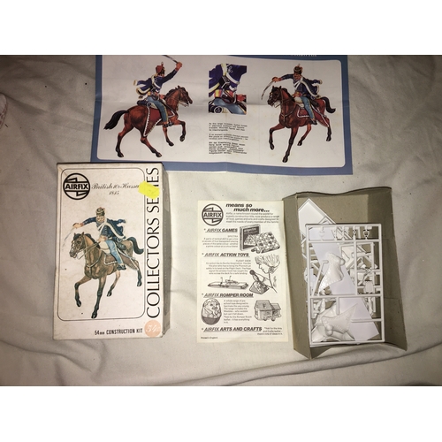 289 - BOXED AIRFIX COLLECTORS SERIES BRITISH 10th HUSSARS 1845 MODEL KIT COMPLETE AND UNMADE