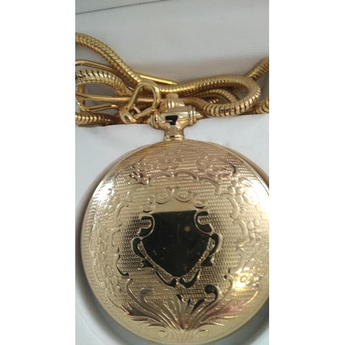 520 - SECONDA POCKET WATCH WITH ALBERT IN SEKONDA BOX