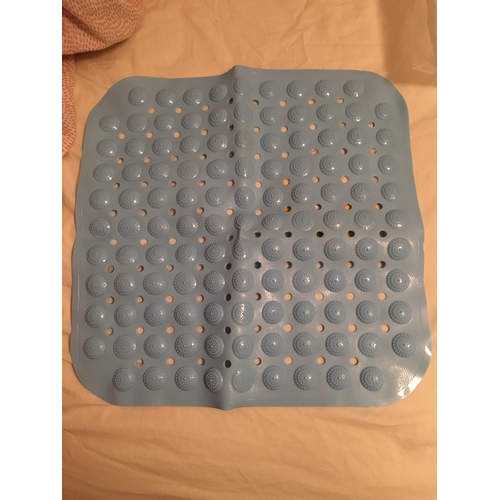 198 - New Bagged Blue Square Shower/Bath Mat