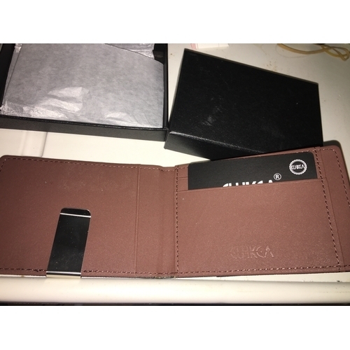 80 - NEW BOXED MUCO Men's Credit Card Holder with Metal Money Clip BLACK WITH BROWN INTERIOR