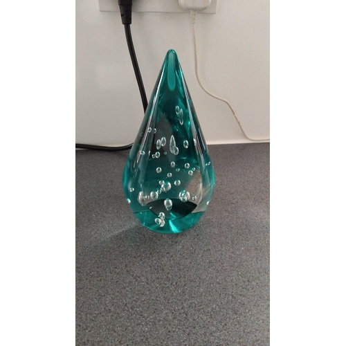 518 - LOVELY GLASS CONE BUBBLE PAPERWEIGHT