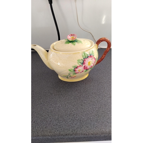 427 - VERY NICE ARTHUR WOOD TEA POT