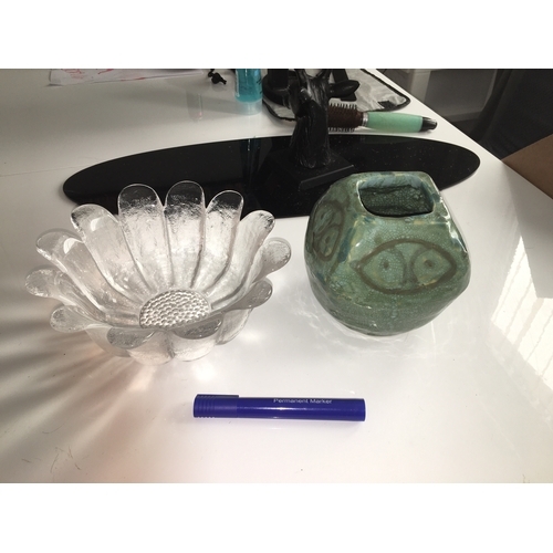 431 - LOVELY GLASS PETTLE SHAPED BOWL AND SCOTTISH POTTERY VASE