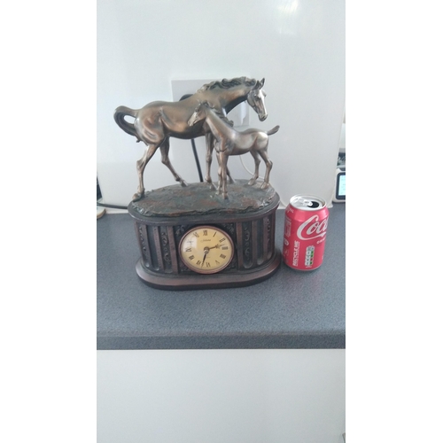 663 - JULIANA HORSES STATUE CLOCK