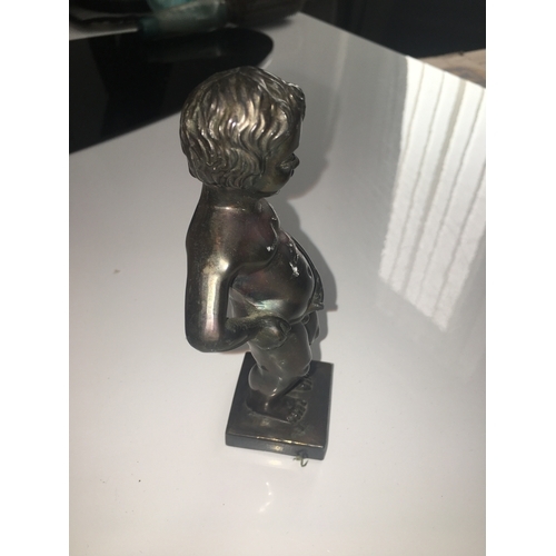 418 - VERY COLLECTIBLE METAL BRUXELLES 'BOY' FIGURE BRONZE EFFECT