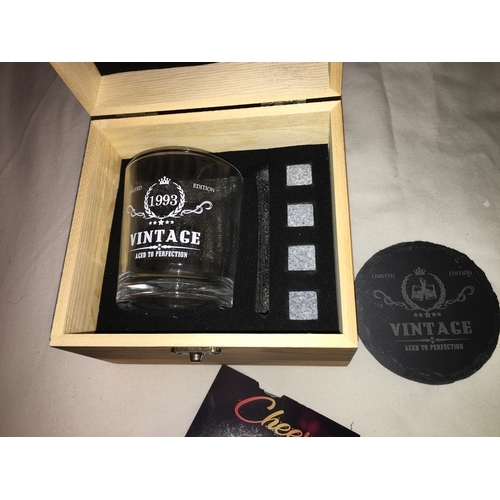 354 - NEW BOXED Vintage Tecanne 30th Birthday Whisky Glass Coaster And Stones Gifts for Men In Wooden Pres... 