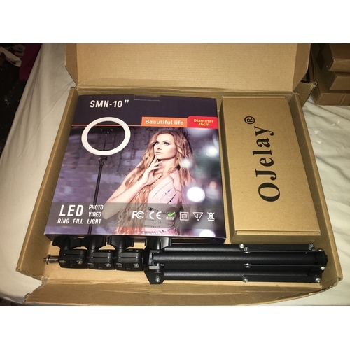 368 - NEW BOXED OJELAY 10'' LED PHOTO RING LIGHT