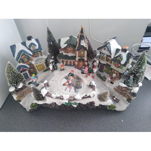 530 - BOXED XMAS VILLAGE