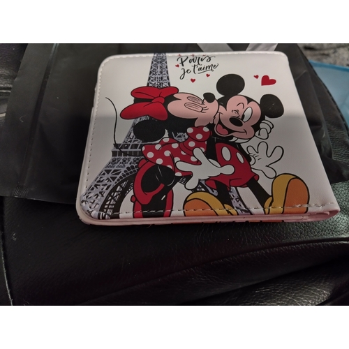 716 - NEW BAGGED MICKEY & MINNIE MOUSE WALLET