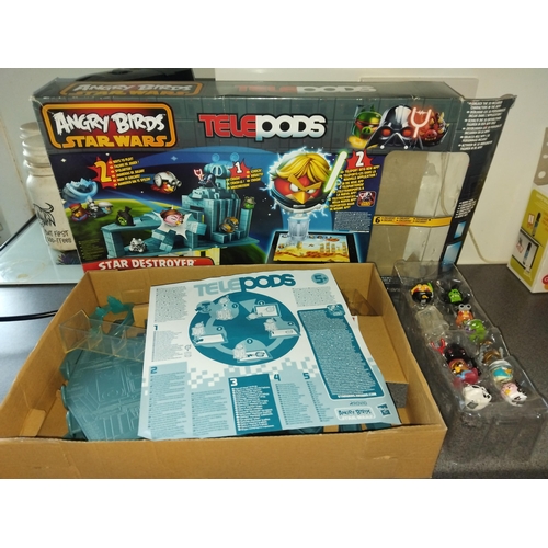 544 - BOXED ANGRY BIRDS TELEPODS STAR WARS GAME