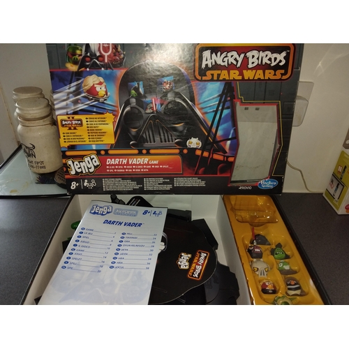 543 - BOXED ANGRY BIRDS STAR WARS GAME