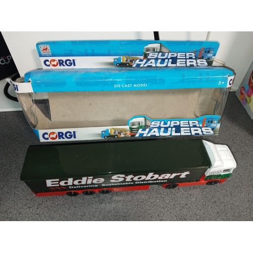 562 - BOXED CORGI EDDIE STOBART DIECAST LORRY