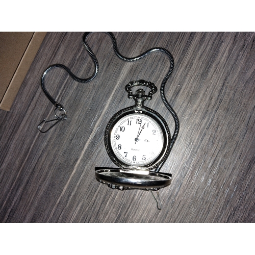 300C - VERY NICE GOLF POCKET WATCH WITH ALBERT