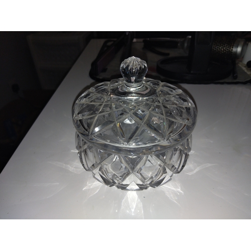 398 - VINTAGE LIDDED CRYSTAL BON BON DISH