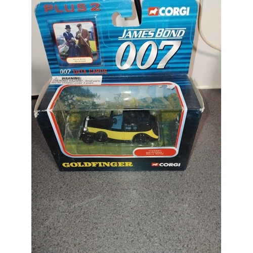 400G - JAMES BOND GOLDFINGER ROLLS ROYCE  CORGI CAR WITH DATA CARDS