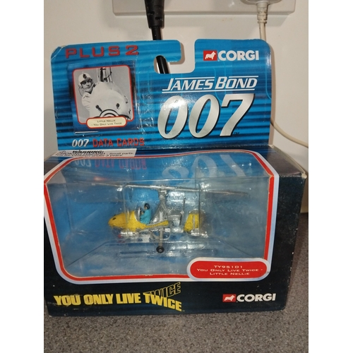 400F - JAMES BOND YOU ONLY LIVE TWICE LITTLE NELLIE CORGI CAR WITH DATA CARDS