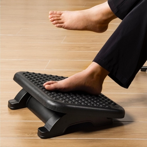 125 - NEW BOXED Navaris Adjustable Footrest