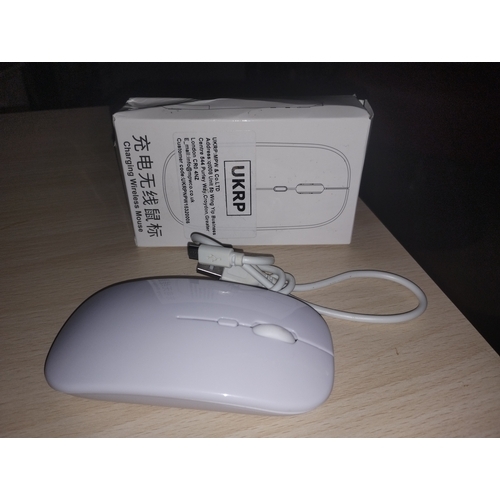 132 - NEW BOXED NEW BOXED WIRELESS MOUSE