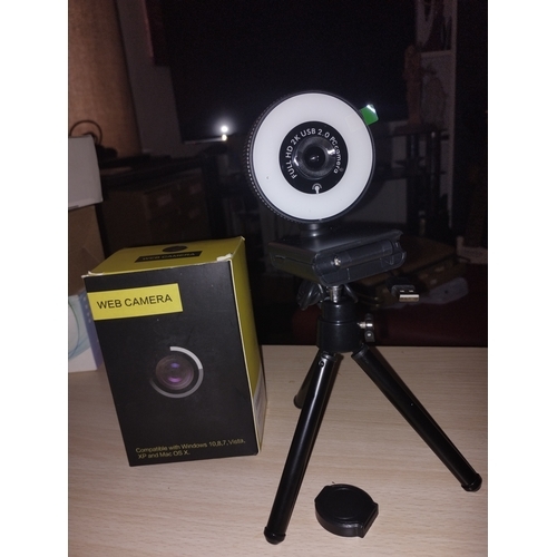 137 - NEW BOXED WEBCAM