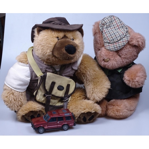 103 - Various modern teddybears.